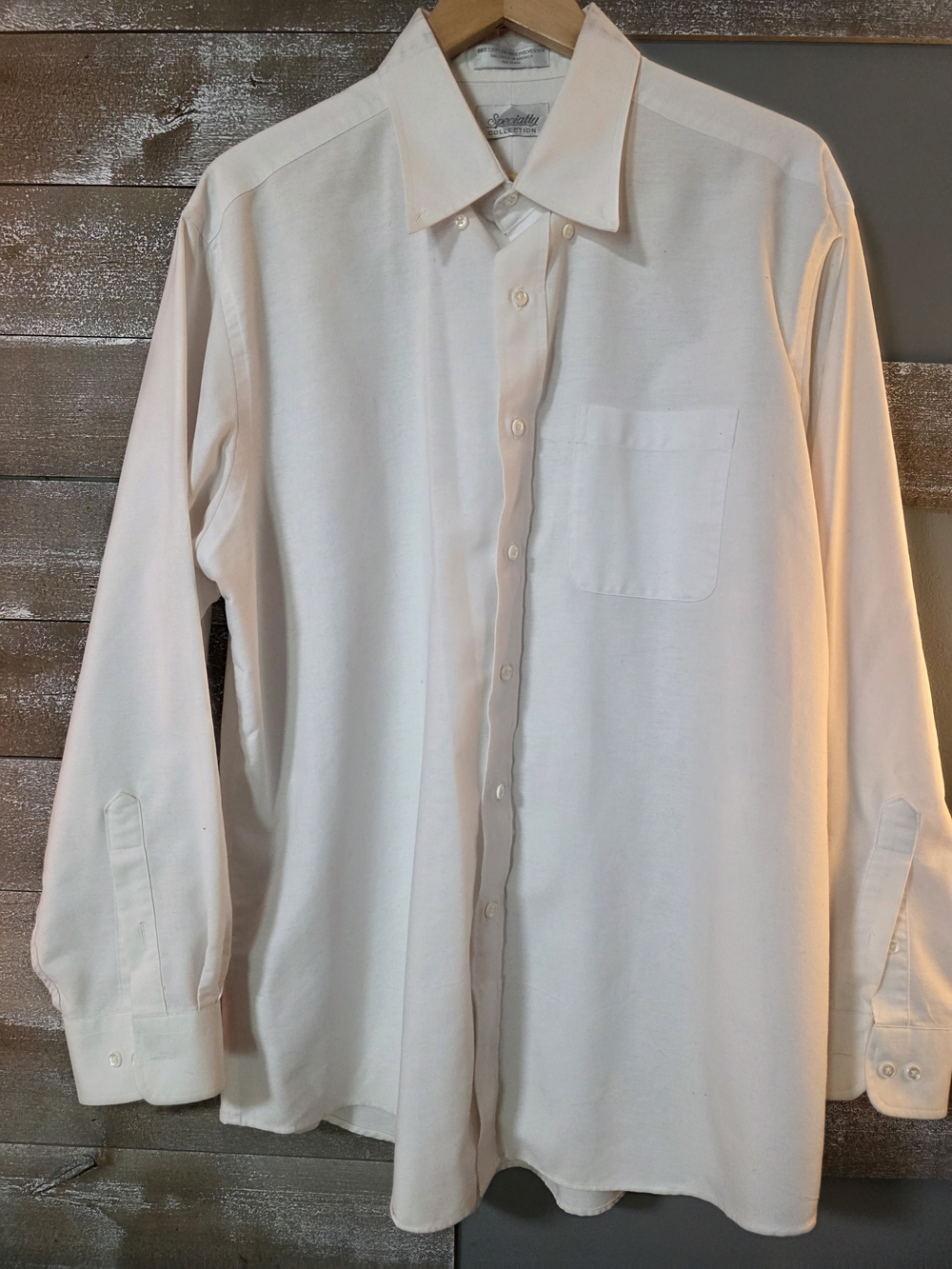 Men's White Button-Up Dress Shirt with Chest Pocket